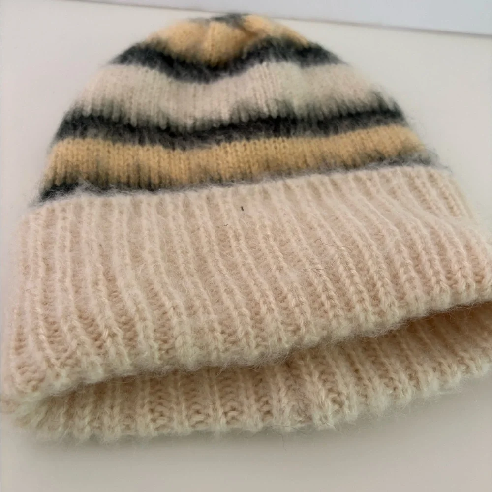 NWOT Free People The Groove Stripe Beanie